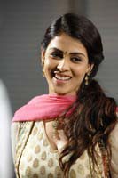 Genelia DSouza Pictures